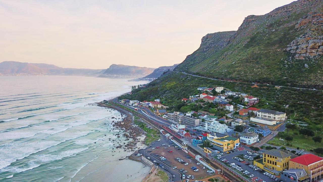 Admiralty Bed & Breakfast Muizenberg Exterior foto