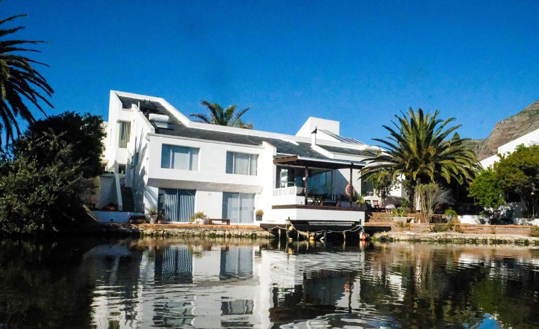 Admiralty Bed & Breakfast Muizenberg Exterior foto